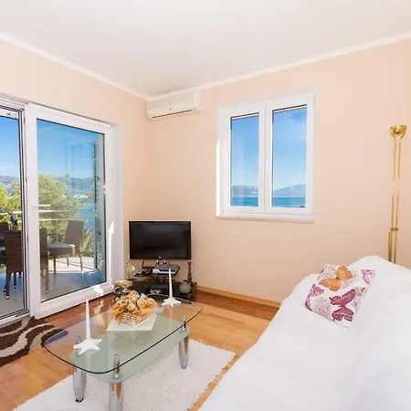 Apartment Luxury L&a