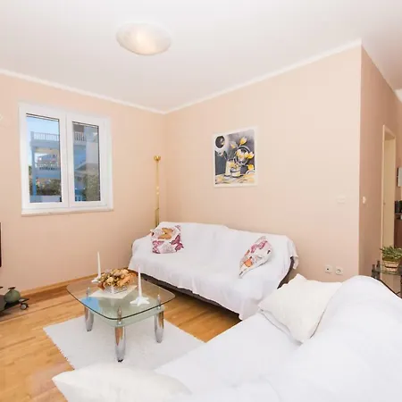 Apartment Luxury L&a